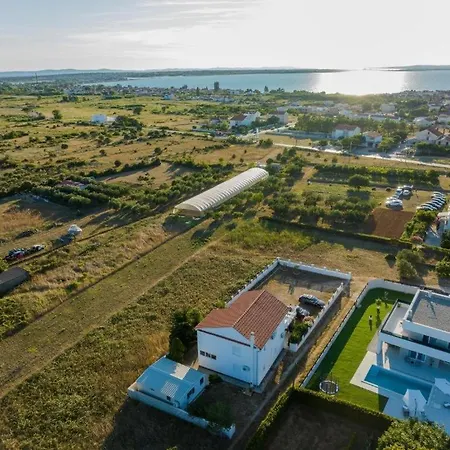 Apartmani Fulir Vrsi Exterior photo